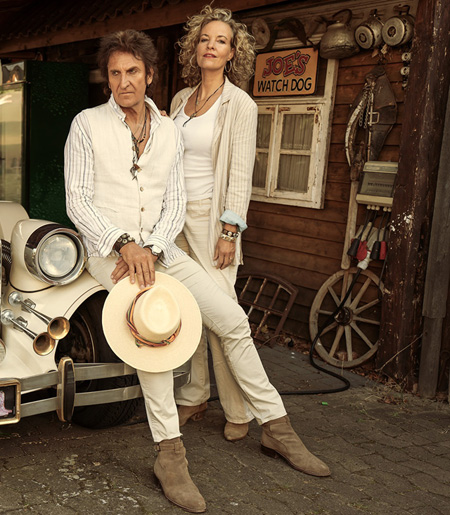 Carl Carlton and Melanie Wiegmann