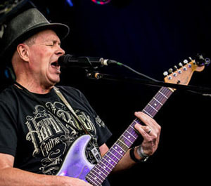 Gary Boner (Roadhouse)